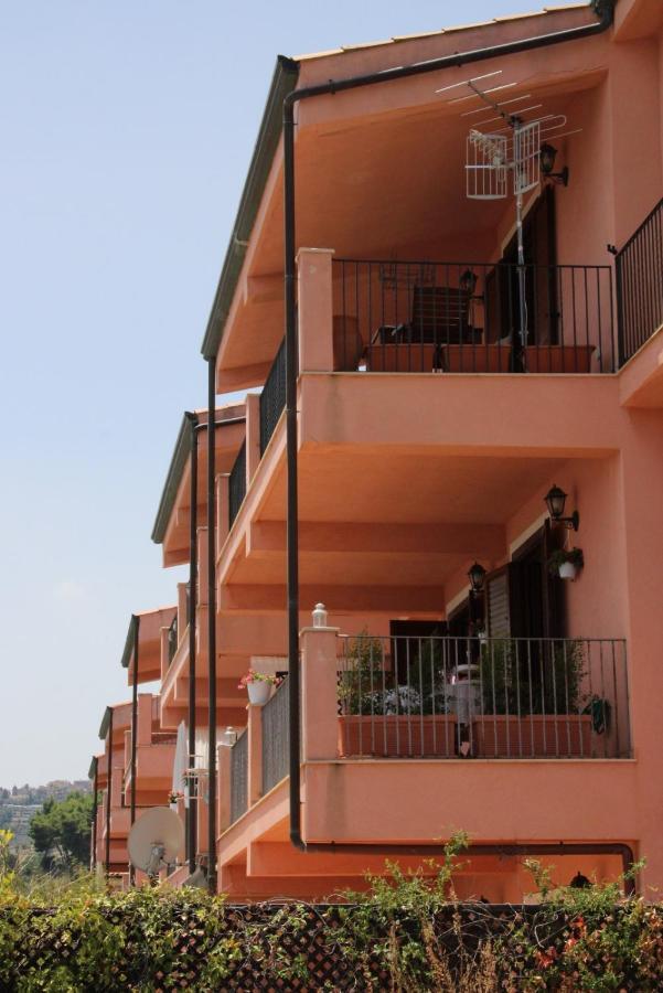 Poseidone Sea Apartment Taormina ماتزيو المظهر الخارجي الصورة
