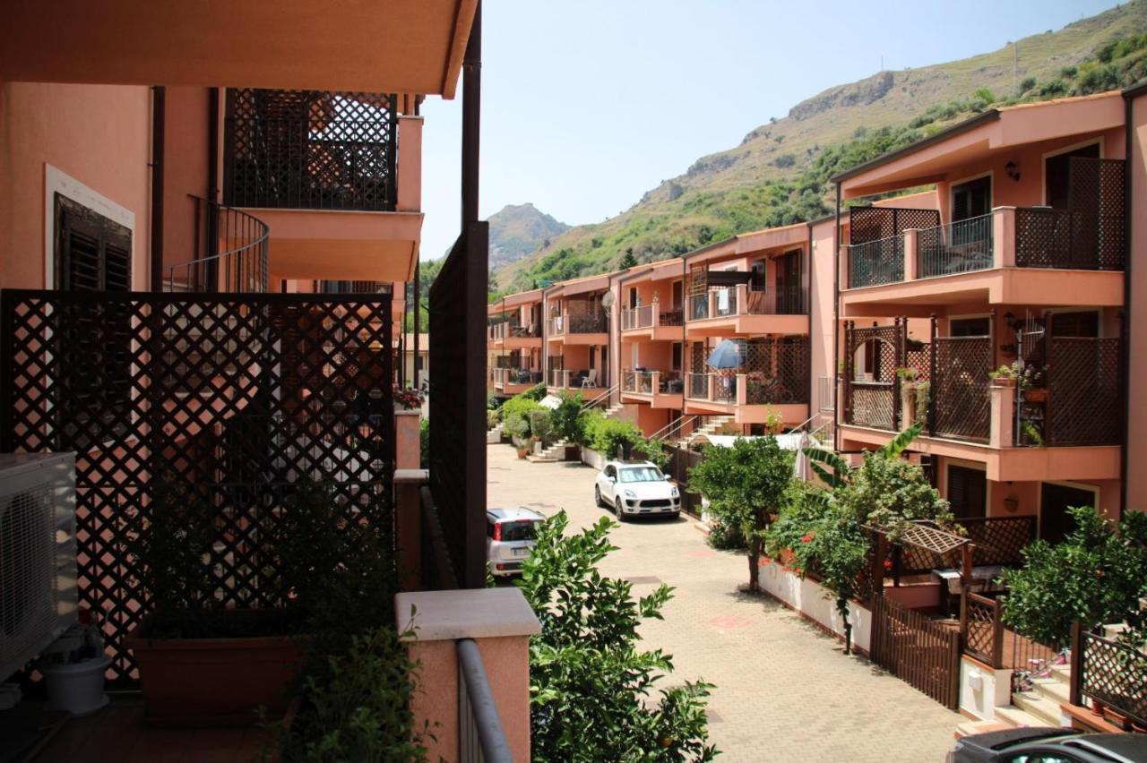 Poseidone Sea Apartment Taormina ماتزيو المظهر الخارجي الصورة