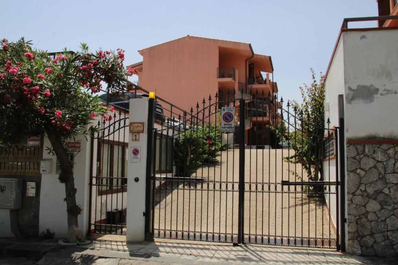 Poseidone Sea Apartment Taormina ماتزيو المظهر الخارجي الصورة