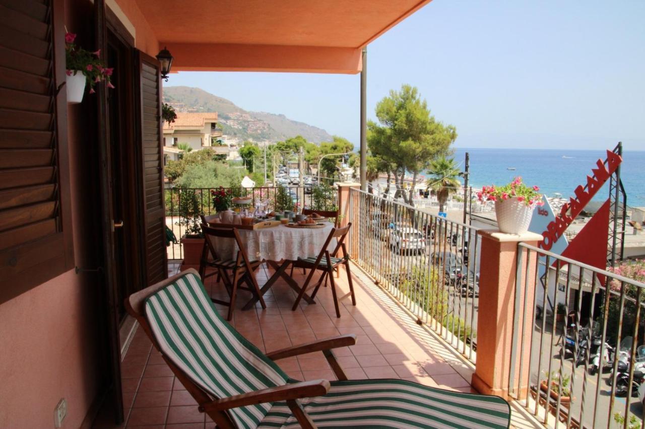 Poseidone Sea Apartment Taormina ماتزيو المظهر الخارجي الصورة